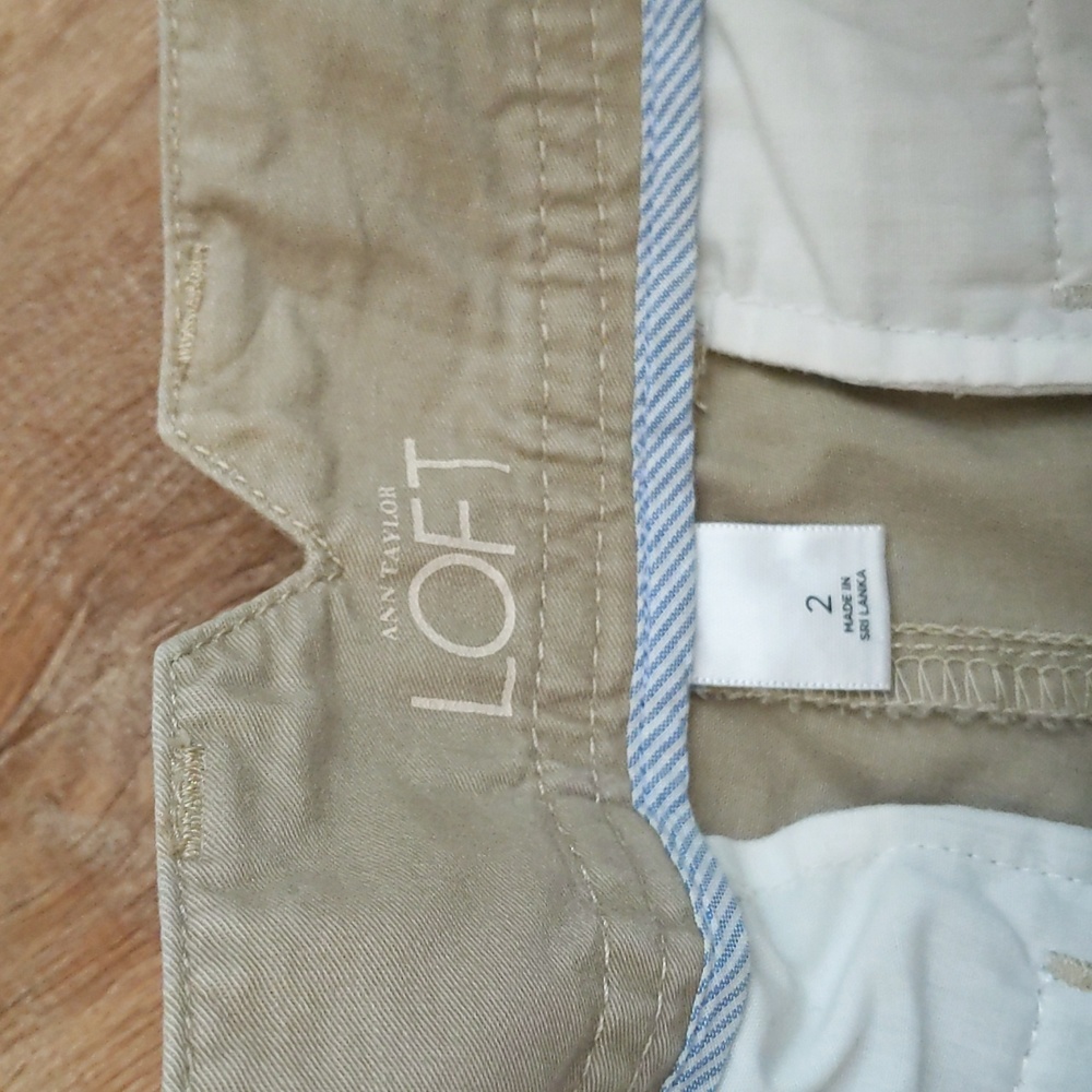 Ann Taylor Loft khaki shorts size 2 - Picture 3 of 7